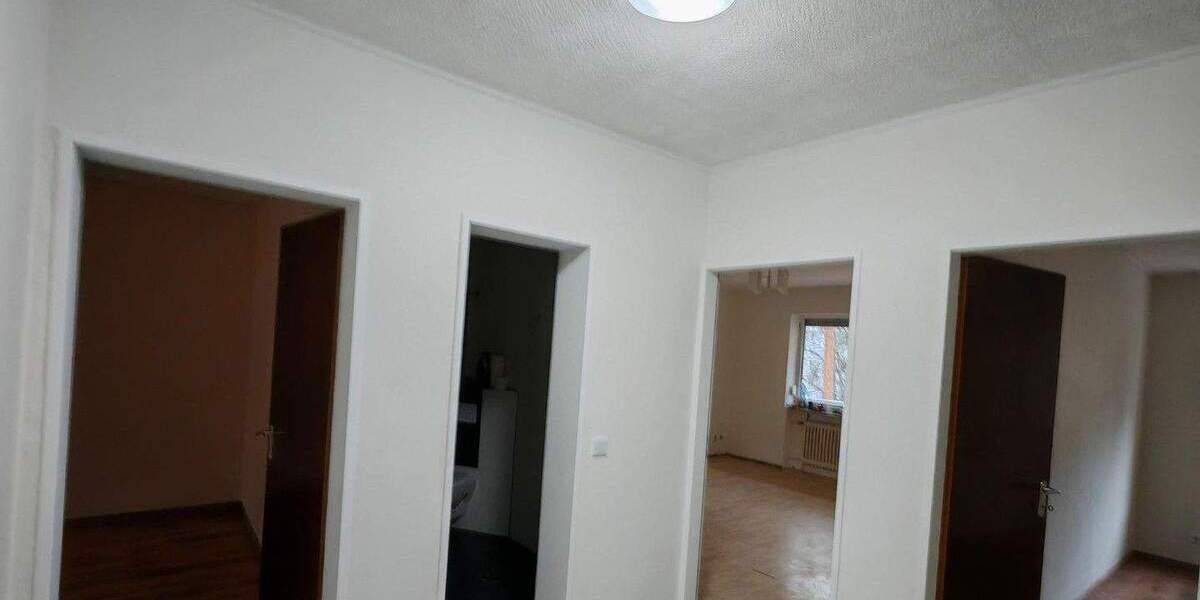 Etagenwohnung Röthenbach an der Pegnitz Röthenbach - 3 Zimmer, 69 m&sup2;, 185.000&euro; | Angebot:25845979