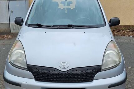 Toyota Yaris 126.000 km 3.090 &euro; Nürnberg 90431