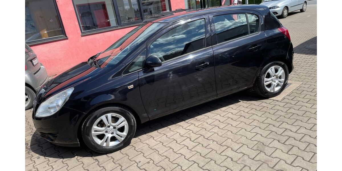 Opel Corsa 164.000 km 2.599 &euro; Forchheim 91301