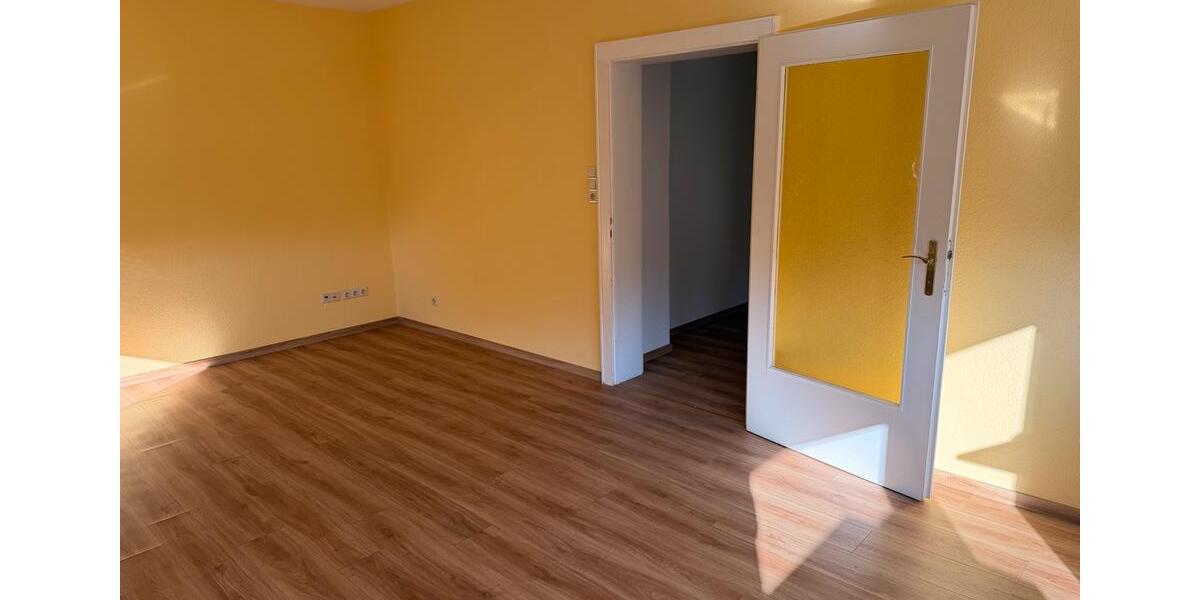 Etagenwohnung Nürnberg Erlenstegen - 2 Zimmer, 65 m&sup2;, 950&euro; | Angebot:25170504