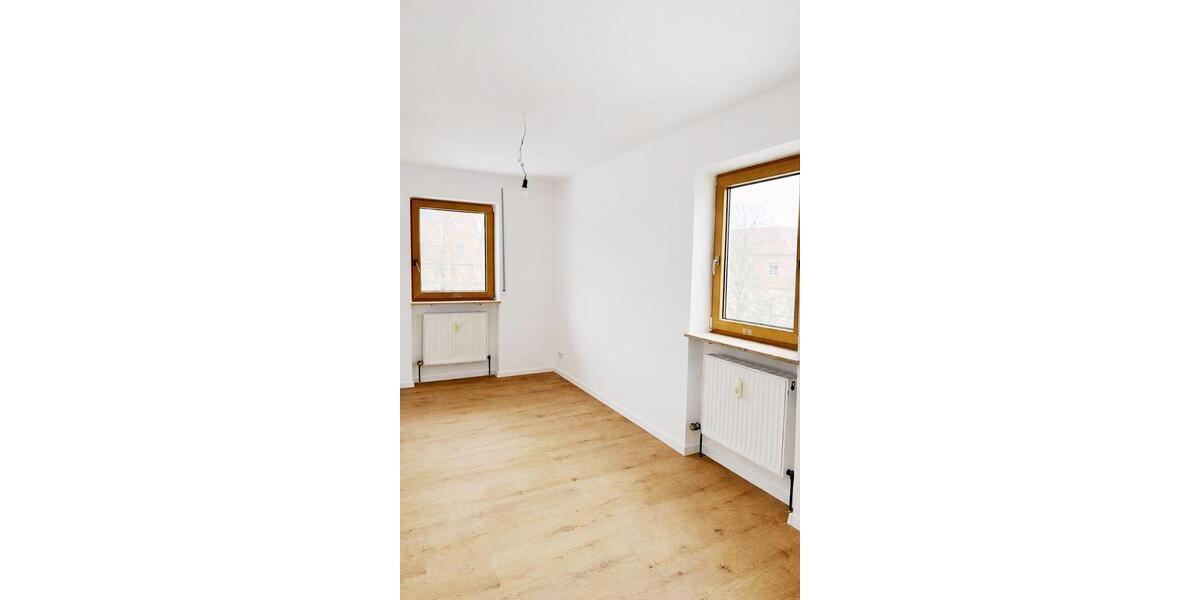 Etagenwohnung Fürth Eigenes Heim - 3 Zimmer, 84 m&sup2;, 1.175&euro; | Angebot:24762327