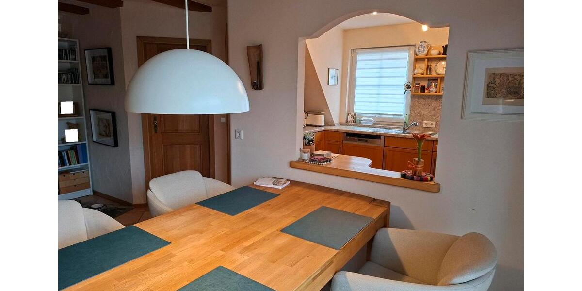 Dachgeschoßwohnung Diespeck - 5 Zimmer, 115 m&sup2;, 920&euro; | Angebot:26546176