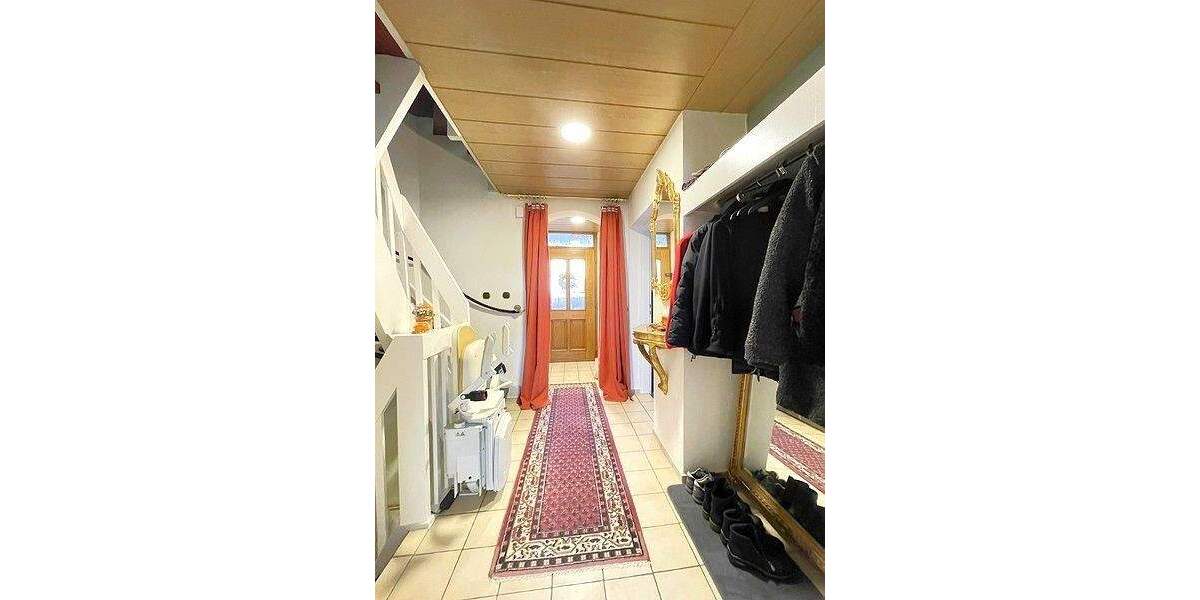 Mehrfamilienhaus, Wohnhaus Lauf - 5 Zimmer, 110 m&sup2;, 458.000&euro; | Angebot:25699327