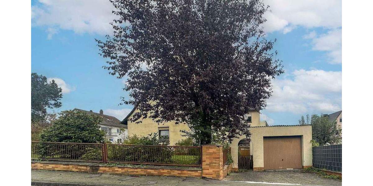 Einfamilienhaus Büchenbach - 8 Zimmer, 238 m&sup2;, 455.000&euro; | Angebot:25775448