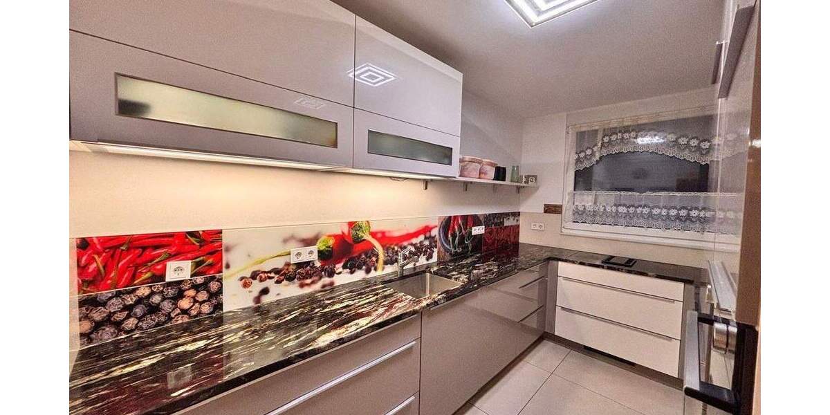 Reihenmittelhaus Erlangen Eltersdorf - 5 Zimmer, 145 m&sup2;, 729.000&euro; | Angebot:25865533