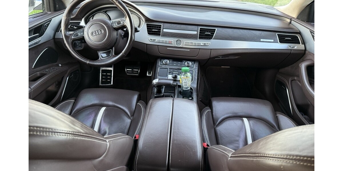 Audi S8 268.000 km 30.000 &euro; Nürnberg 90403