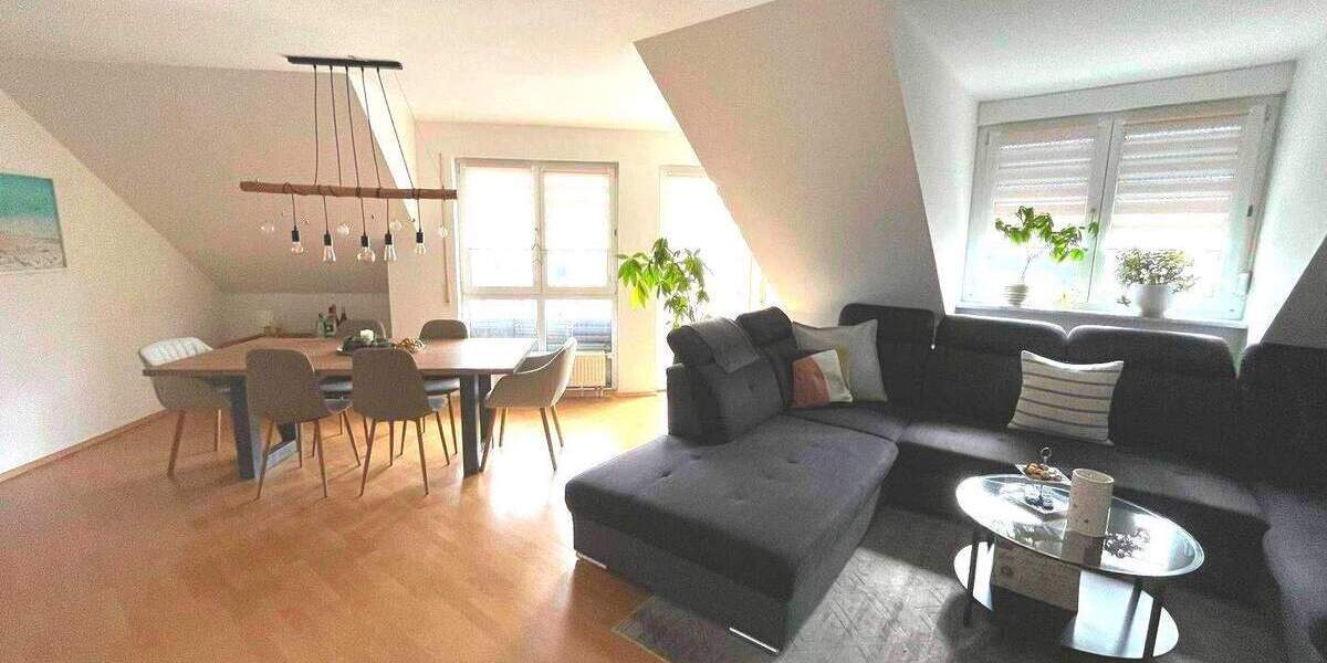 Etagenwohnung Feucht - 3 Zimmer, 98 m&sup2;, 450.000&euro; | Angebot:25705656