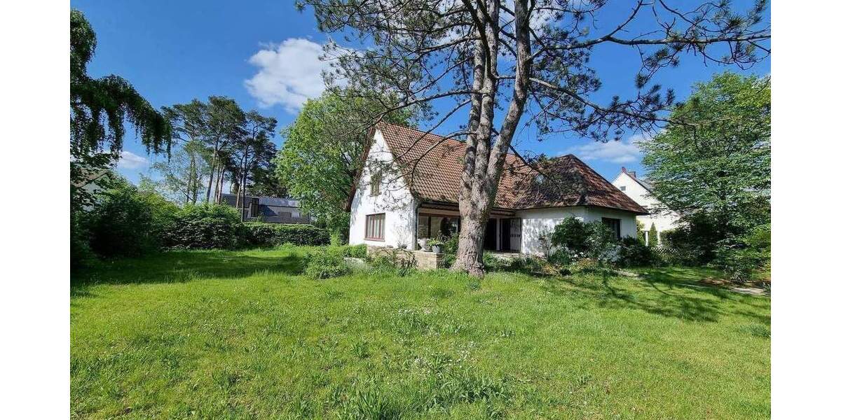 Bungalow Schwaig bei Nürnberg Schwaig - 5 Zimmer, 192 m&sup2;, 1.250.000&euro; | Angebot:25996472