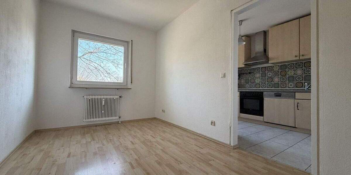 Etagenwohnung Erlangen Erlangen-Süd - 3 Zimmer, 87 m&sup2;, 1.150&euro; | Angebot:25771731