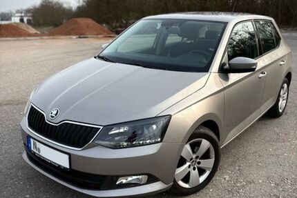 Skoda Fabia 84.000 km 8.500 &euro; Fürth 90766