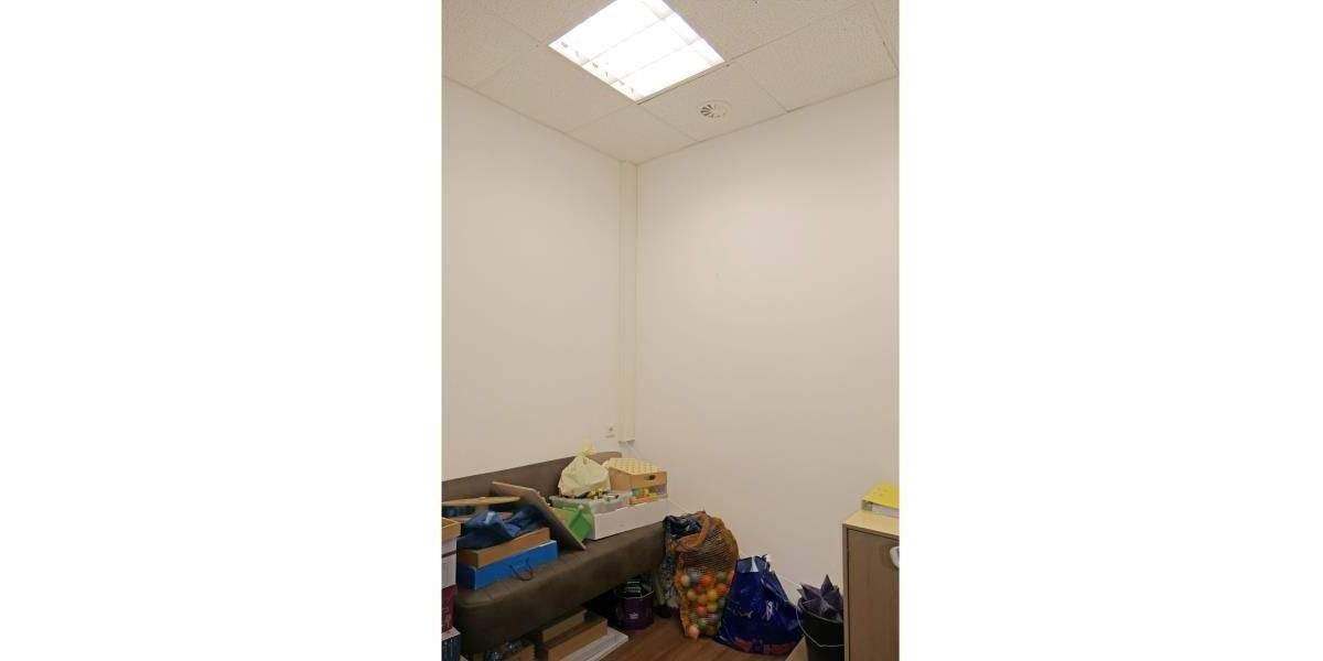 Gewerbeobjekt Nürnberg Wetzendorf - 6 Zimmer, 182 m&sup2;, 2.200&euro; | Angebot:25683949