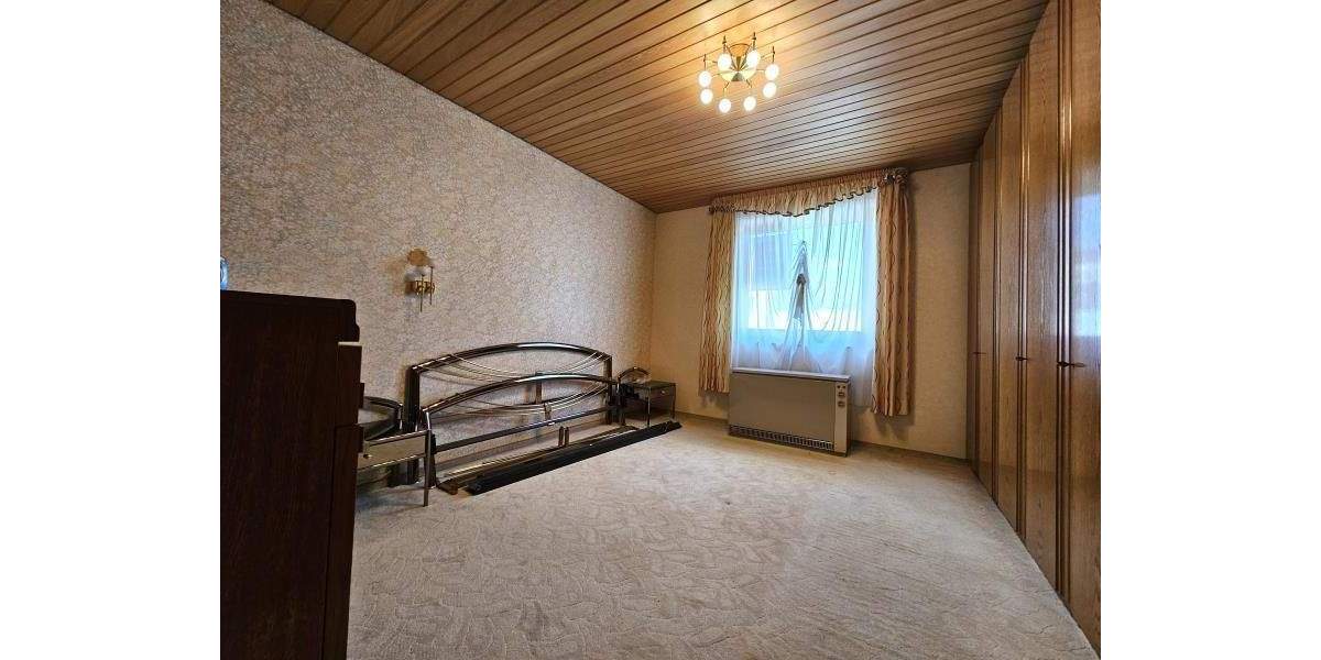 Etagenwohnung Neunkirchen - 3 Zimmer, 86 m&sup2;, 250.000&euro; | Angebot:25699450