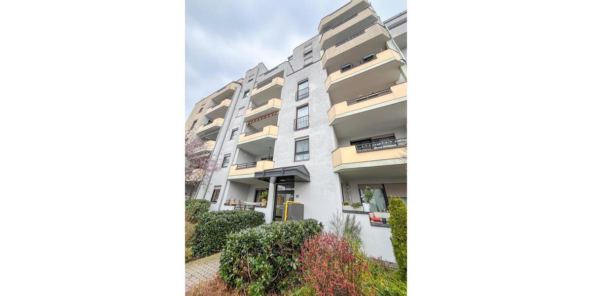 Freistehende Wohnung mit großem Balkon! - 3- Nürnberg 10809564000 | Angebot:26060687