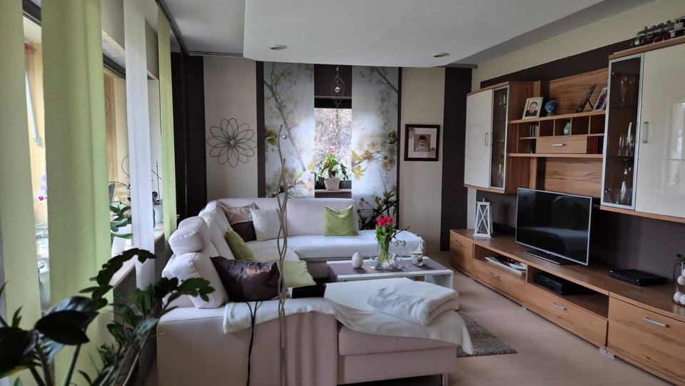 Etagenwohnung Leinburg - 3 Zimmer, 87 m&sup2;, 890&euro; | Angebot:25711945