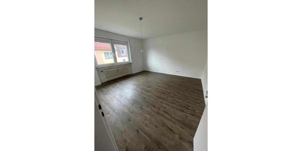 Etagenwohnung Nürnberg Gleißhammer - 3 Zimmer, 78 m&sup2;, 750&euro; | Angebot:26635840