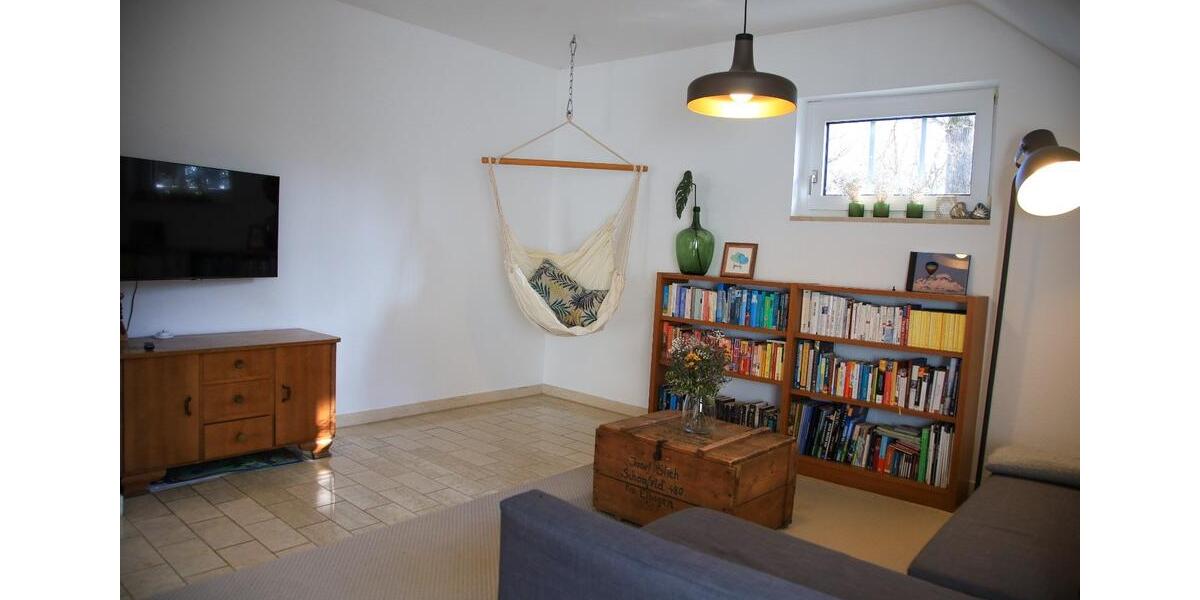 Dachgeschoßwohnung Buckenhof - 3 Zimmer, 113 m&sup2;, 1.950&euro; | Angebot:25883149