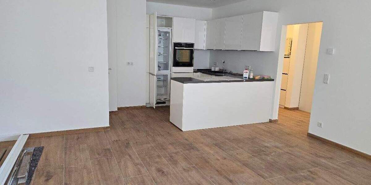 Etagenwohnung Fürth Südstadt - 4 Zimmer, 85 m&sup2;, 310.000&euro; | Angebot:25704416