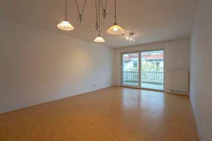 Wohnung Nürnberg Holzheim - 3 Zimmer, 75 m&sup2;, 1.013&euro; | Angebot:25226631
