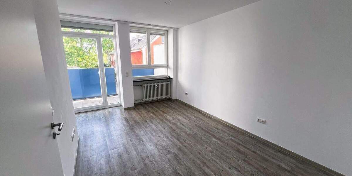 Etagenwohnung Nürnberg Steinbühl - 2 Zimmer, 65 m&sup2;, 1.000&euro; | Angebot:26673039