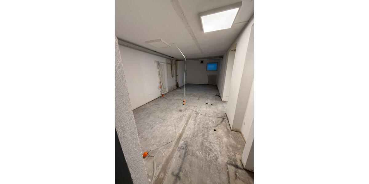 Erdgeschoßwohnung Neustadt an der Aisch - 6 Zimmer, 170 m&sup2;, 199.000&euro; | Angebot:27162936