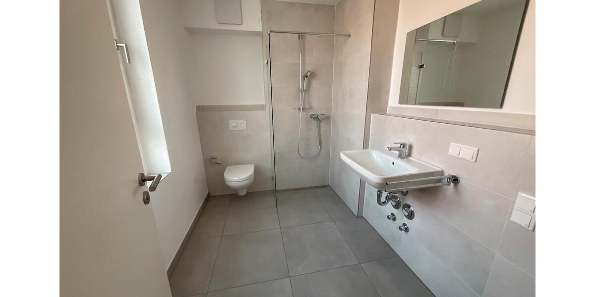 Etagenwohnung Nürnberg Gleißhammer - 3 Zimmer, 81 m&sup2;, 1.420&euro; | Angebot:25874951