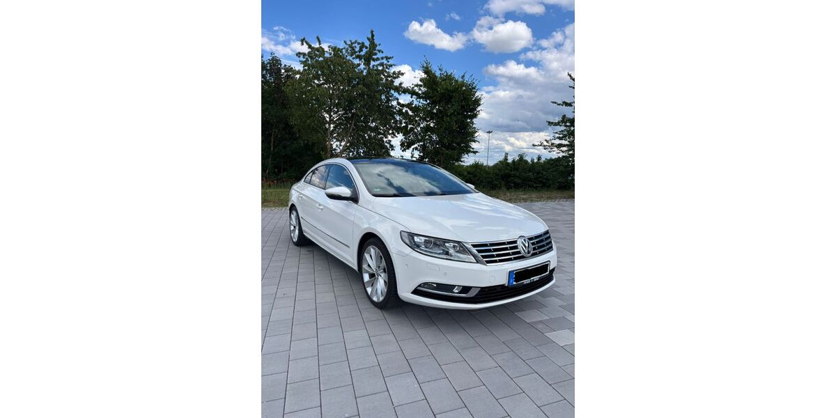 VW CC 233.272 km 9.400 &euro; Nürnberg 90478