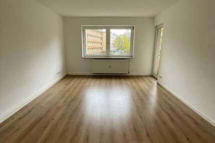 Wohnung Nürnberg Sankt Leonhard - 3 Zimmer, 67 m&sup2;, 678&euro; | Angebot:25981540