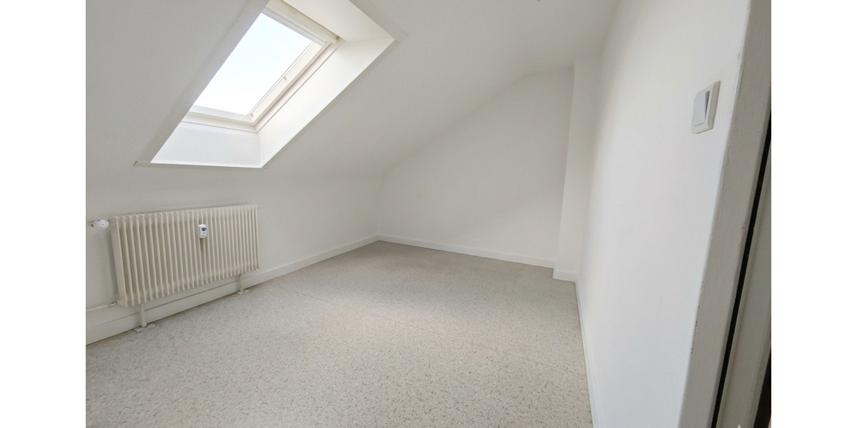 Etagenwohnung Oberasbach - 5 Zimmer, 96 m&sup2;, 832&euro; | Angebot:25812661