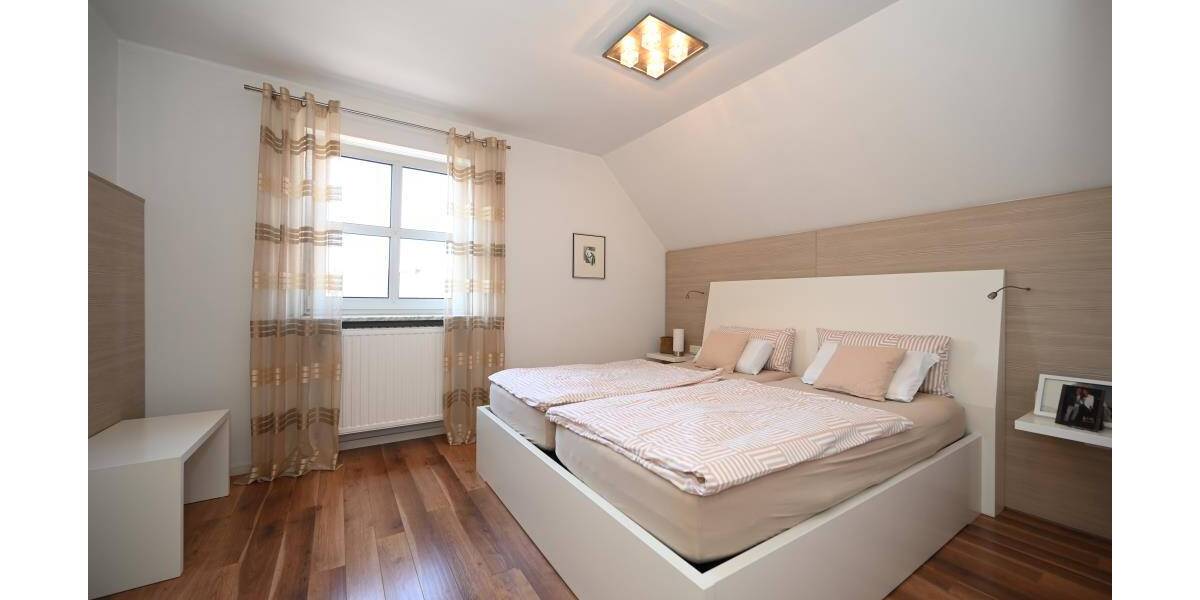 Doppelhaushälfte Feucht Moosbach - 4 Zimmer, 136 m&sup2;, 525.000&euro; | Angebot:26016549