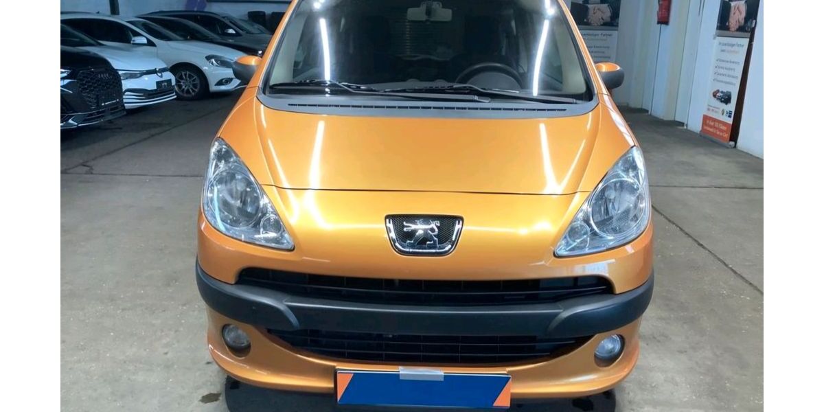 Peugeot 1007 73.000 km 3.980 &euro; Schwabach 91126