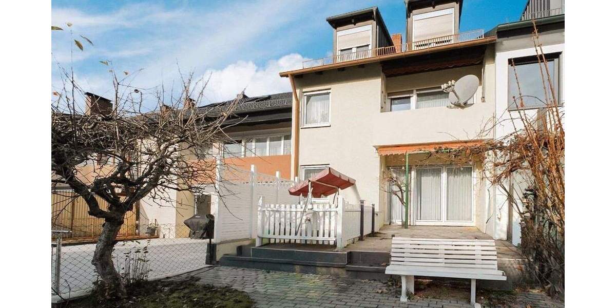 Reihenmittelhaus Nürnberg Gebersdorf - 5 Zimmer, 140 m&sup2;, 479.000&euro; | Angebot:25686369