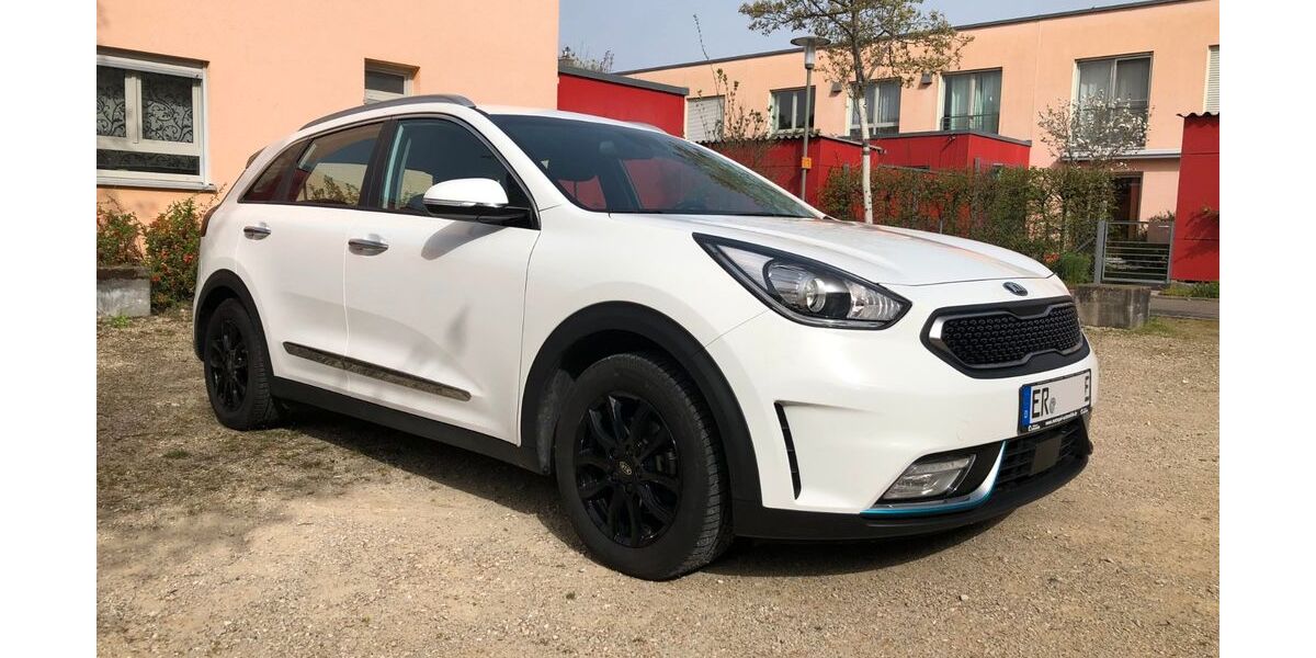 Kia Niro 76.000 km 14.900 &euro; Erlangen 91052