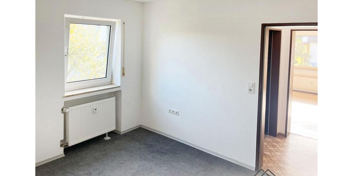 Etagenwohnung Diespeck - 3 Zimmer, 96 m&sup2;, 799&euro; | Angebot:25975627