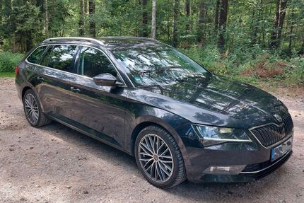 Skoda Superb 123.000 km 18.650 &euro; Erlangen 91056