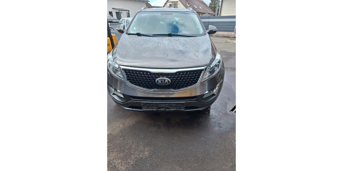 Kia Sportage 98.000 km 11.900 &euro; Heroldsbach 91336