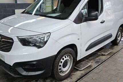Opel Combo Electric 24.500 km 15.490 &euro; Nürnberg 90469
