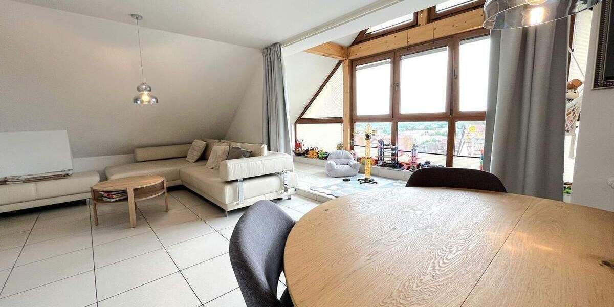 Etagenwohnung Weißenohe - 3 Zimmer, 120 m&sup2;, 395.000&euro; | Angebot:25728440