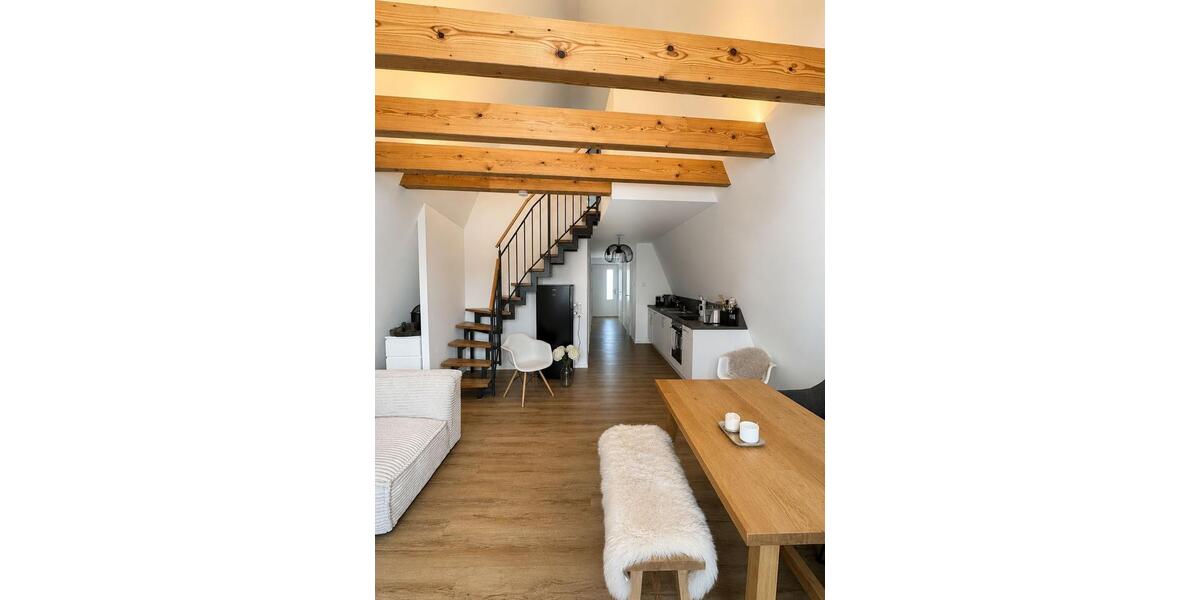 Dachgeschoßwohnung Forchheim - 2 Zimmer, 65 m&sup2;, 880&euro; | Angebot:26562498