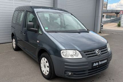 VW Caddy 151.000 km 5.990 &euro; Nürnberg 90431