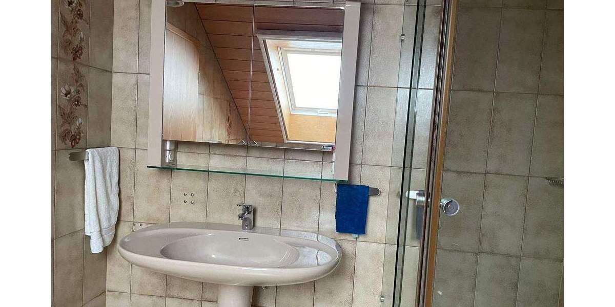 Etagenwohnung Neustadt an der Aisch Neustadt - 2 Zimmer, 75 m&sup2;, 720&euro; | Angebot:25660938