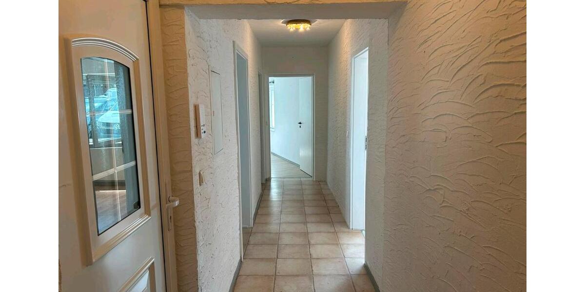 Erdgeschoßwohnung Cadolzburg - 3 Zimmer, 73 m&sup2;, 210.000&euro; | Angebot:27224647