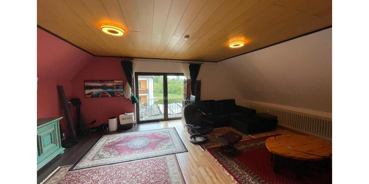 Dachgeschoßwohnung Erlangen Alterlangen - 3 Zimmer, 95 m&sup2;, 1.450&euro; | Angebot:26560512