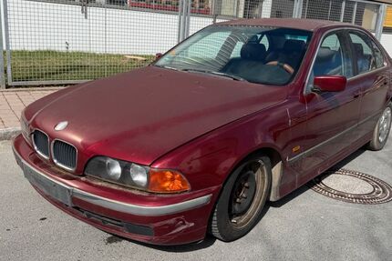 BMW 520 250.000 km 800 &euro; Feucht 90537
