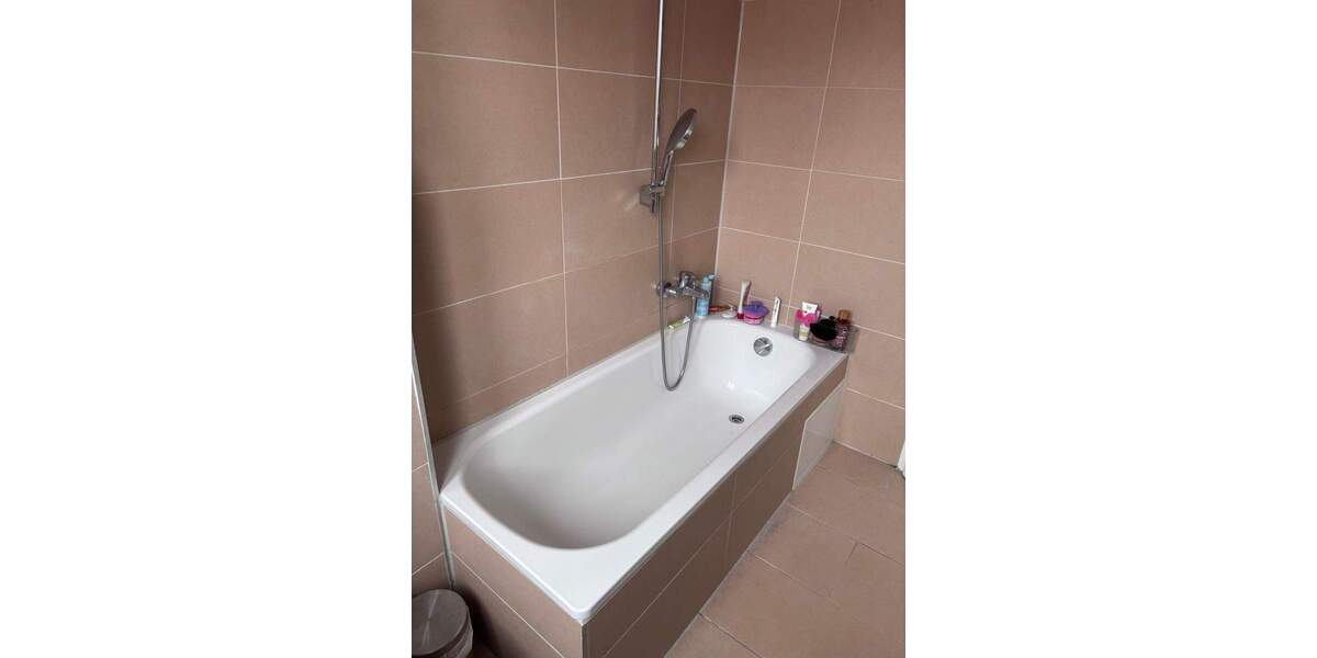 Etagenwohnung Nürnberg Steinbühl - 3 Zimmer, 62 m&sup2;, 710&euro; | Angebot:25845704