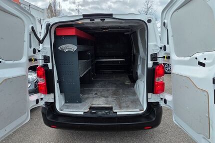 Opel Vivaro 119.769 km 11.890 &euro; Fürth 90763