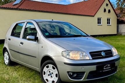 Fiat Punto 111.743 km 2.390 &euro; Windsbach 91575