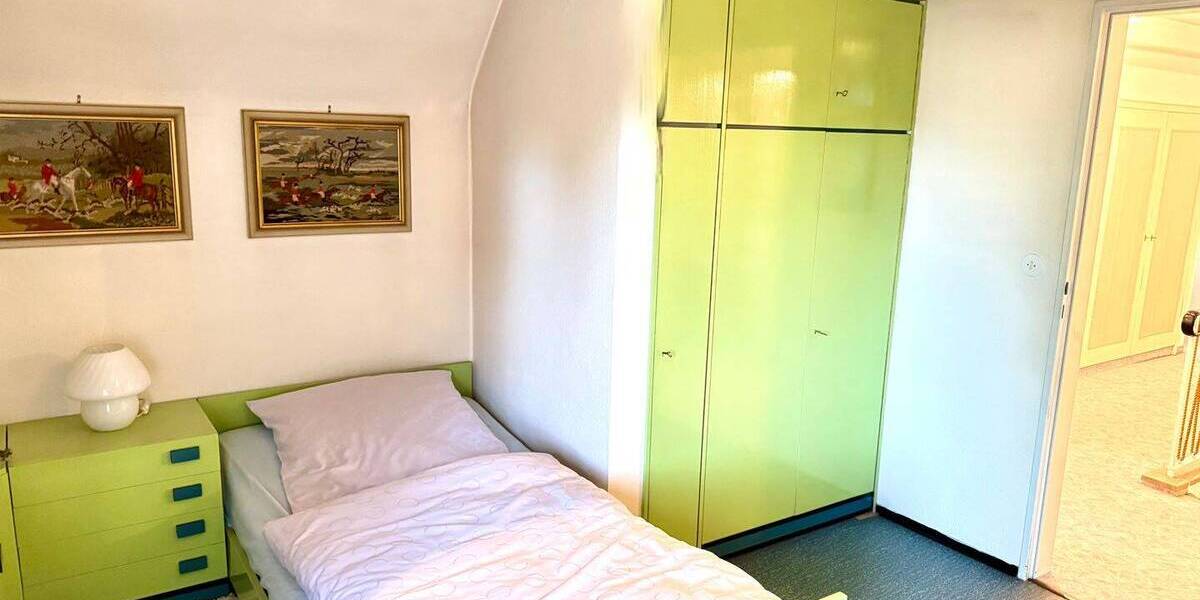 Mehrfamilienhaus, Wohnhaus Nürnberg Altenfurt - 8 Zimmer, 182 m&sup2;, 749.000&euro; | Angebot:26643501