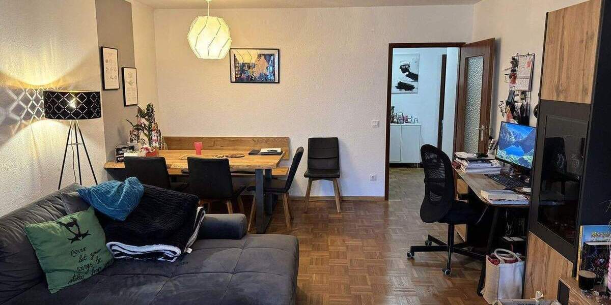 Etagenwohnung Erlangen Innenstadt - 2 Zimmer, 63 m&sup2;, 274.000&euro; | Angebot:25728899