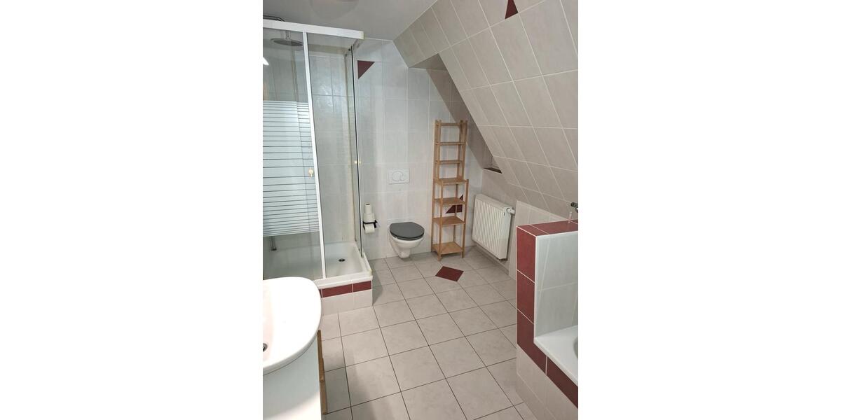 Dachgeschoßwohnung Lauf an der Pegnitz - 3 Zimmer, 111 m&sup2;, 369.000&euro; | Angebot:25280887
