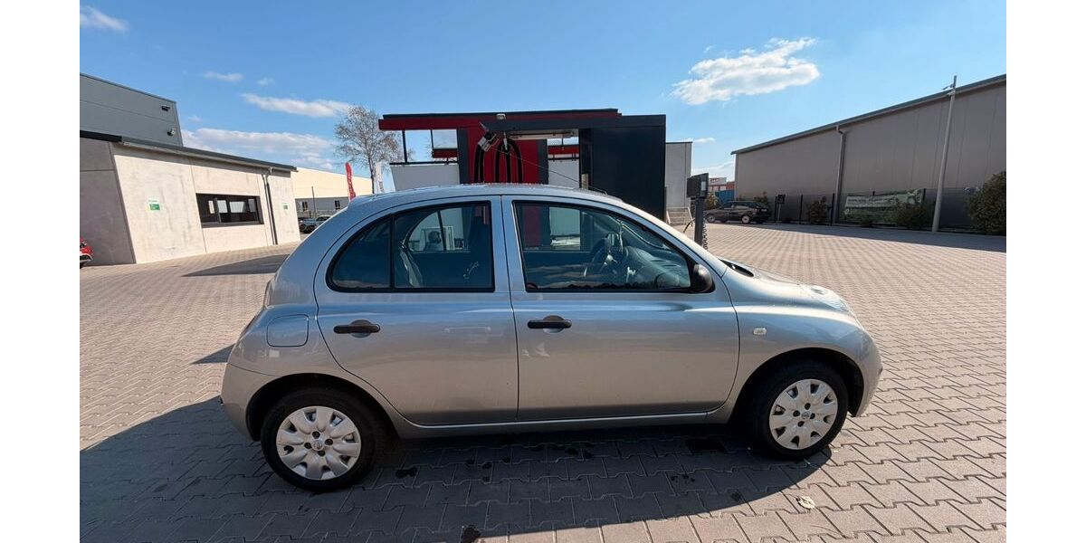 Nissan Micra 114.580 km 3.200 &euro; Burgthann 90559
